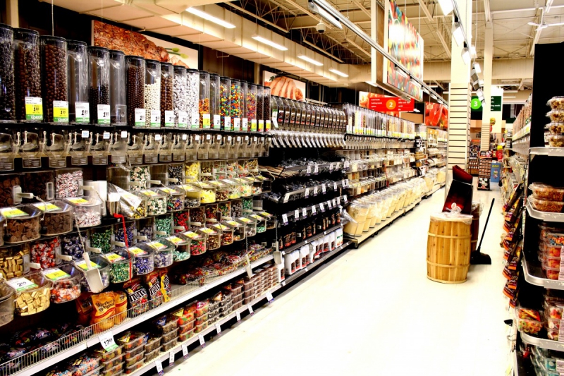 ecommerce-TOURRETTES SUR LOUP-min_retail_grocery_supermarket_store_food_shopping_market_shop-613228